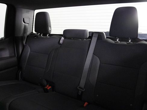 Used 2022 Chevrolet Silverado 1500 LT image 34