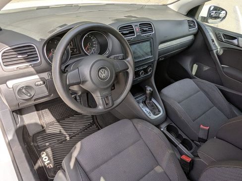 Used 2014 Volkswagen Golf 4-Door FWD image 14