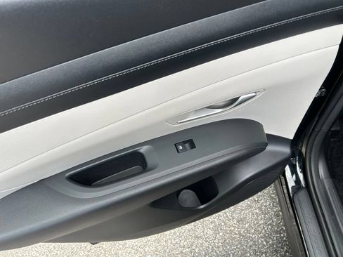 Used 2025 Hyundai Tucson SEL FWD image 26