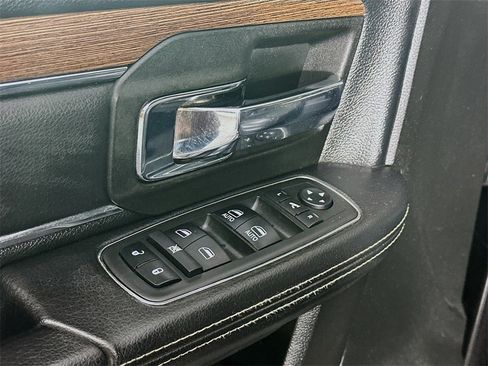 Used 2018 RAM 3500 Laramie image 24