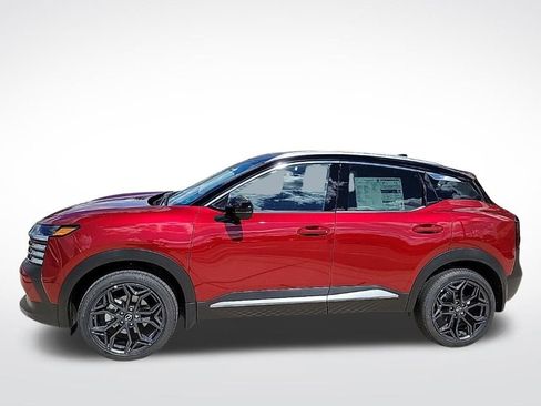New 2025 Nissan Kicks SR w/ SR Premium Package image 2