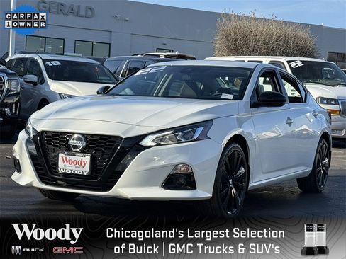 Used 2022 Nissan Altima 2.5 SR w/ Midnight Edition Package image 4