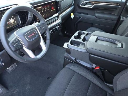 New 2026 GMC Sierra 1500 Elevation w/ Elevation Select Package AWD/4WD image 9