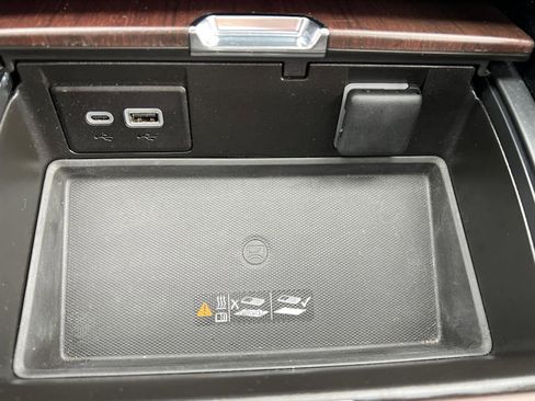 Used 2023 GMC Yukon Denali Ultimate AWD/4WD image 40