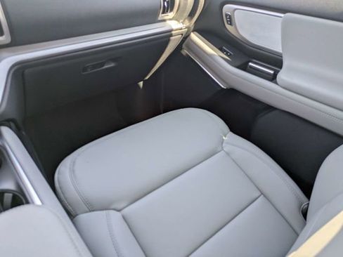 New 2026 Ford Expedition Max Active image 16