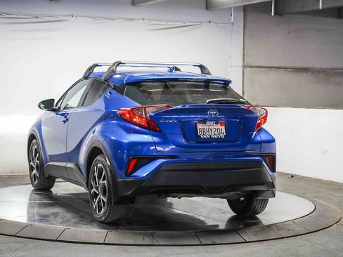 Certified 2018 Toyota C-HR XLE image 9