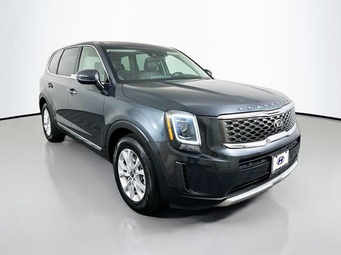 Used 2020 Kia Telluride LX image 3