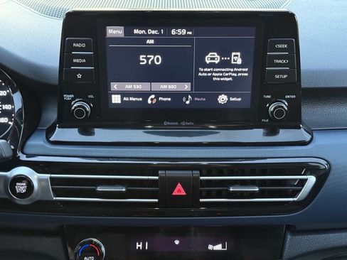 Used 2023 Kia Seltos S image 22