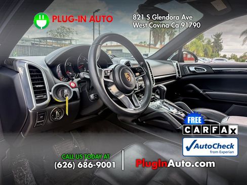 Used 2016 Porsche Cayenne AWD/4WD image 5