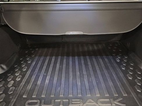 Certified 2025 Subaru Outback Premium w/ Popular Package #1A image 37