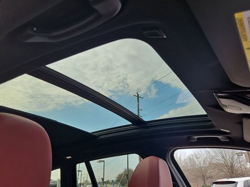 Used 2023 BMW X3 sDrive30i w/ M Sport Package image 20