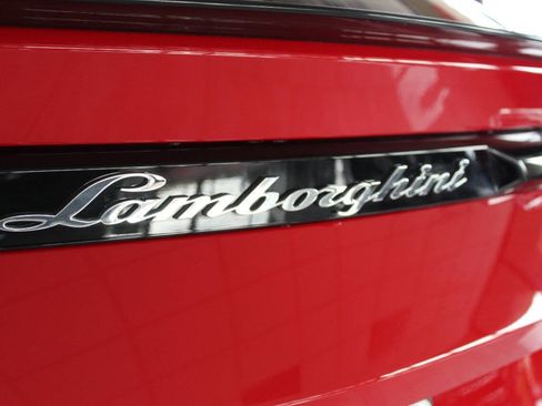 Used 2023 Lamborghini Urus S AWD/4WD image 7