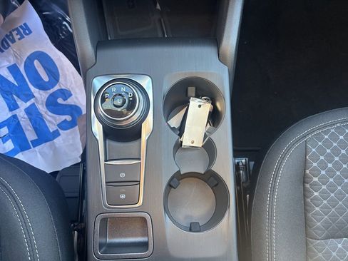 New 2025 Ford Escape Active w/ Active Premium Tech Pack image 27