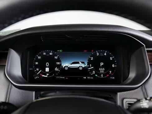 New 2026 Land Rover Discovery Dynamic SE AWD/4WD image 18