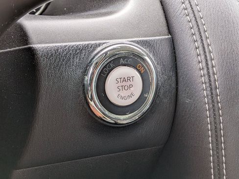 Used 2019 Nissan Armada SL w/ Premium Package AWD/4WD image 17