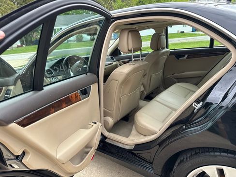 Used 2012 Mercedes-Benz C 300 4MATIC Sedan w/ Premium 1 Pkg image 13