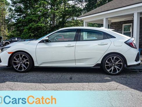 Used 2018 Honda Civic Sport image 8