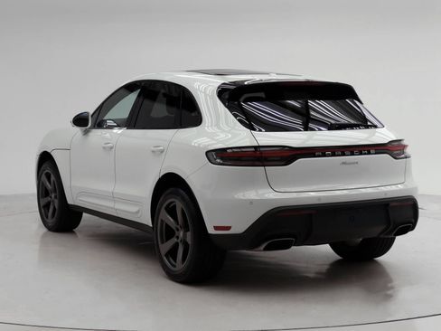 Used 2026 Porsche Macan AWD/4WD image 3