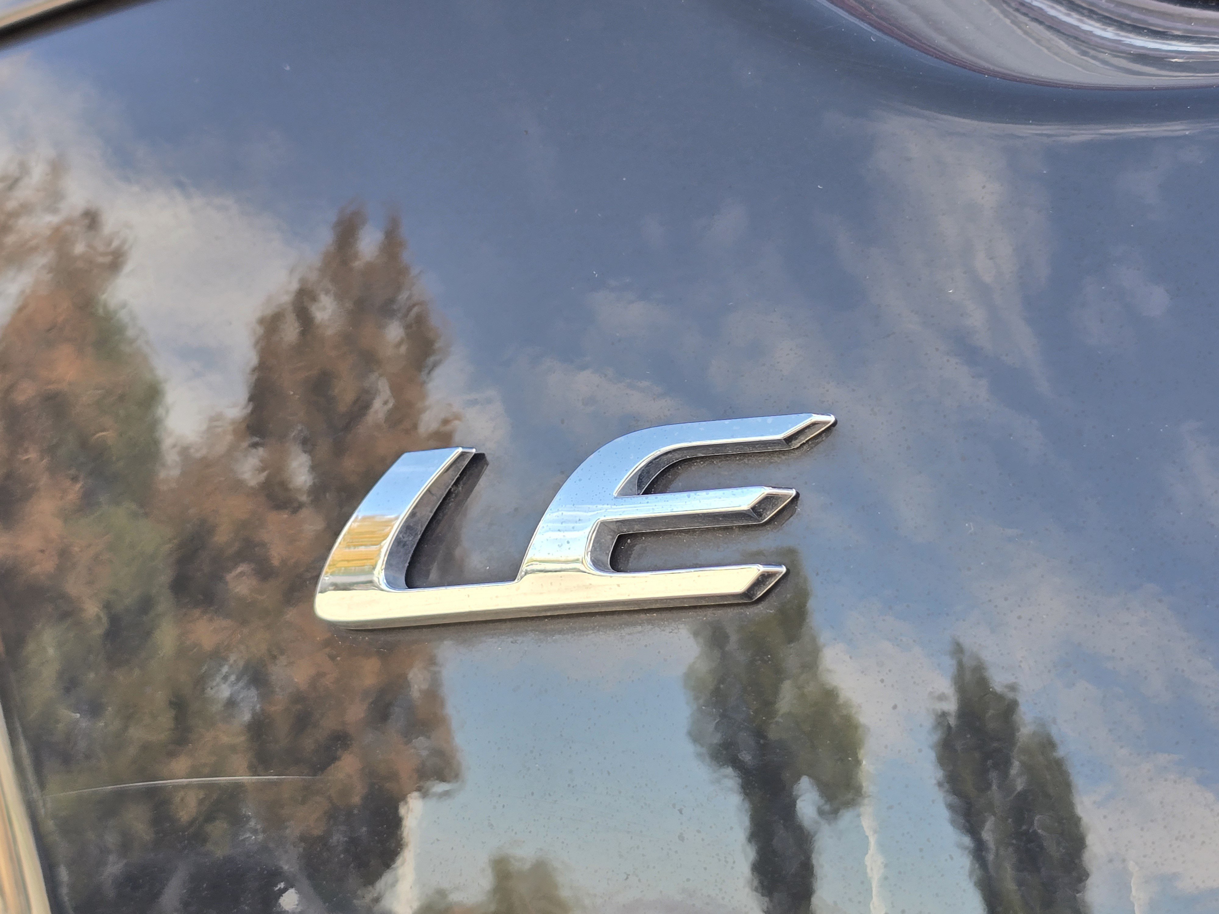Used 2025 Toyota Corolla LE FWD image 26