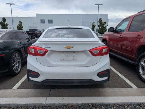 Certified 2016 Chevrolet Cruze LT w/ Sun And Sound Package FWD image 5