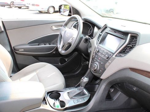 Used 2018 Hyundai Santa Fe Sport w/ 2.4L Value Package 02 AWD/4WD image 12