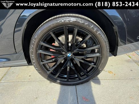 Used 2023 BMW X6 xDrive40i w/ M Sport Package image 11