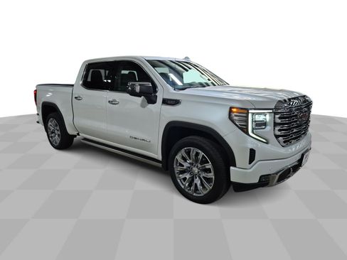 Used 2025 GMC Sierra 1500 Denali AWD/4WD image 2