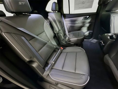 New 2026 Buick Enclave Sport Touring w/ Super Cruise Package image 21