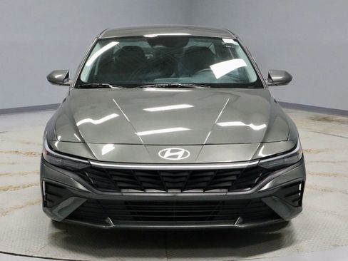 Certified 2024 Hyundai Elantra SEL image 7