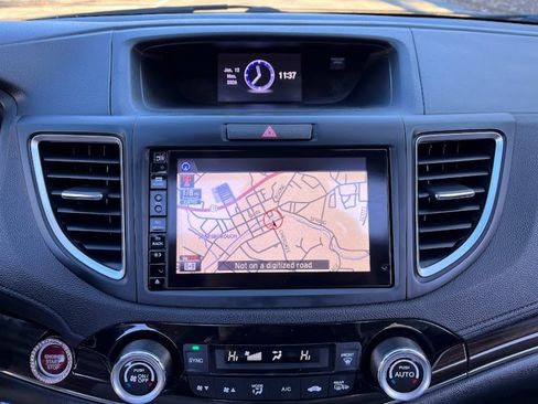 Used 2016 Honda CR-V Touring image 17