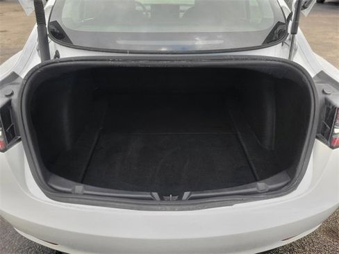 Used 2023 Tesla Model 3 Standard Range image 6