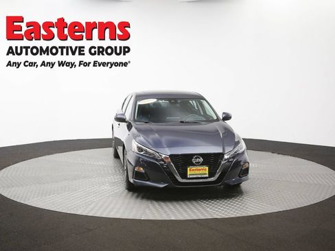 Used 2021 Nissan Altima 2.5 SV w/ SV Premium Package FWD image 52