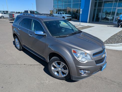 Used 2011 Chevrolet Equinox LTZ AWD/4WD image 4