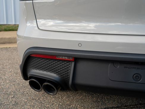 Certified 2026 Porsche Macan S image 14