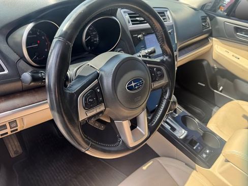 Used 2016 Subaru Outback 2.5i Limited AWD/4WD image 10