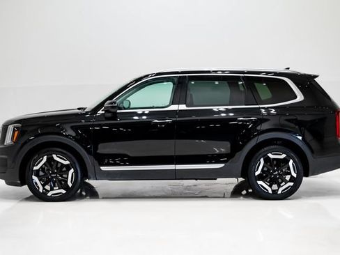 Certified 2025 Kia Telluride S AWD/4WD image 28