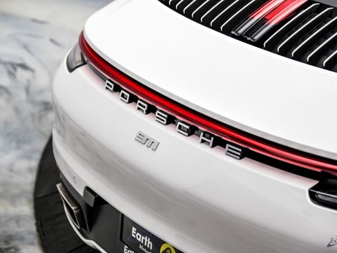 Used 2020 Porsche 911 Carrera RWD image 27