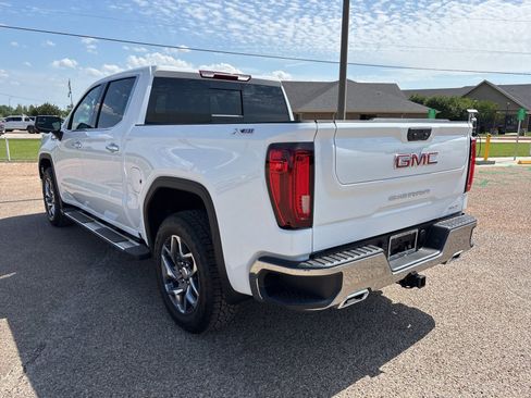 New 2026 GMC Sierra 1500 SLT AWD/4WD image 4
