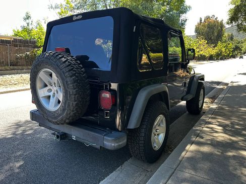 Used 1997 Jeep Wrangler SE AWD/4WD image 5