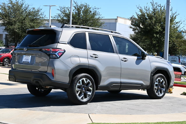 New 2026 Subaru Forester Premium AWD/4WD image 3