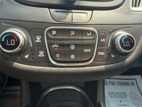 Used 2024 Chevrolet Malibu LT FWD image 28