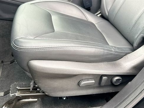 Used 2019 Subaru Forester Touring w/ Popular Package #3 image 24