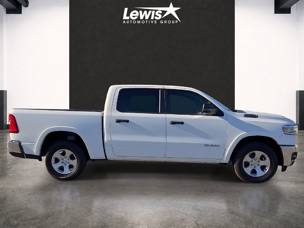 Used 2025 RAM 1500 Big Horn AWD/4WD image 5