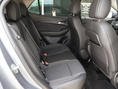 Used 2021 Buick Encore GX Select w/ Sport Touring Package FWD image 20