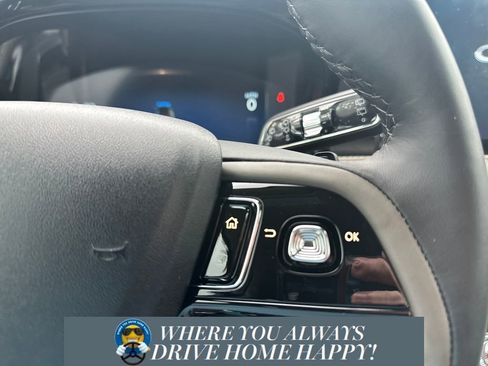 New 2025 Lincoln Corsair Reserve image 11