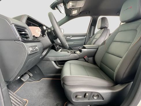 New 2026 GMC Terrain AT4 AWD/4WD image 15