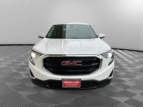 Used 2021 GMC Terrain SLE image 2