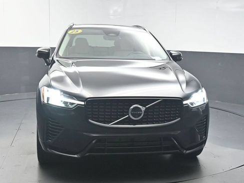 Used 2025 Volvo XC60 T8 Plus w/ Protection Package Premier AWD/4WD image 3