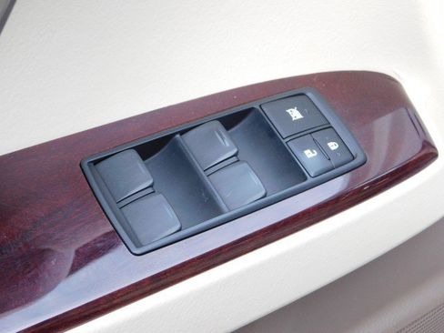 Used 2017 Lexus GX 460 image 29