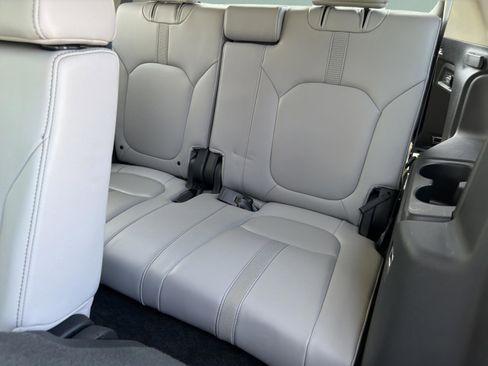 Certified 2024 Honda Pilot Touring image 26
